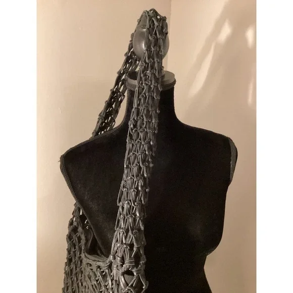 Eric Javits Black fishnet knotted purse satchel crossbody - Picture 4 of 9